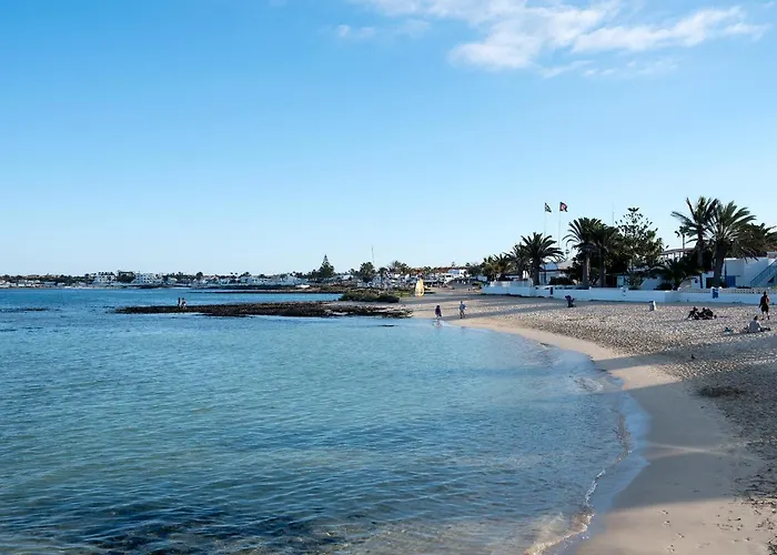 Bahia Beach Club לינה וארוחת בוקר *