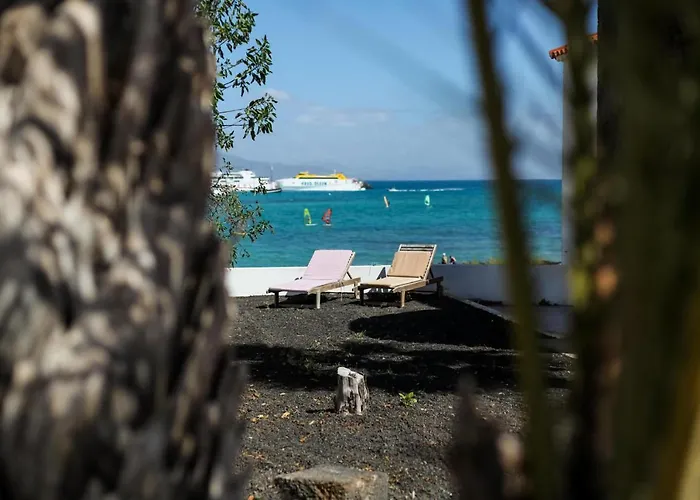 Bahia Beach Club לינה וארוחת בוקר קורלחו