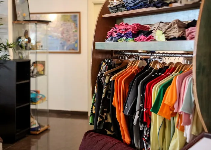 לינה וארוחת בוקר Bahia Beach Club