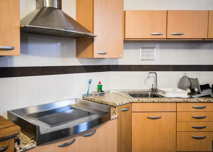 Bahia Beach Club לינה וארוחת בוקר